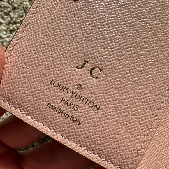 Louis Vuitton Wallet - Picture 5 of 11